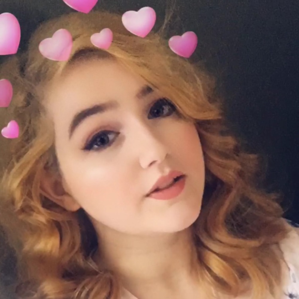 Meet your Posher, Rebecca